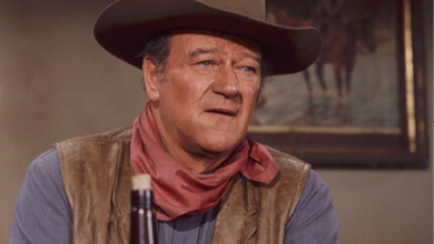 Photo of How did John Wayne deal with criticism from critics?