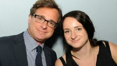 Photo of Robin Williams’s daughter has warning for fans mourning Bob Saget