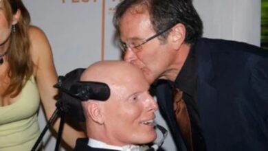 Photo of Christopher Reeve’s family remembers ‘Dad’s dearest friend’ Robin Williams