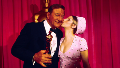 Photo of John Wayne Introduced 1 Legendary Comedian as Having ‘True Grit’ at the 1970 Oscars