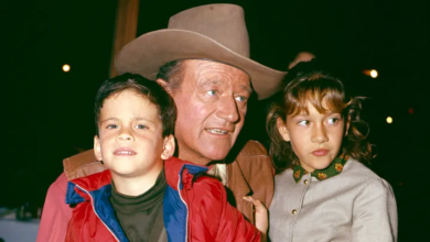 Photo of On this day in history, May 26, 1907, iconic actor John Wayne is born in Iowa