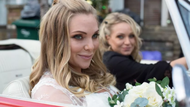 Photo of EastEnders icon Samantha Womack and Only Fools and Horses actor looks unrecognisable in 90s comedy show